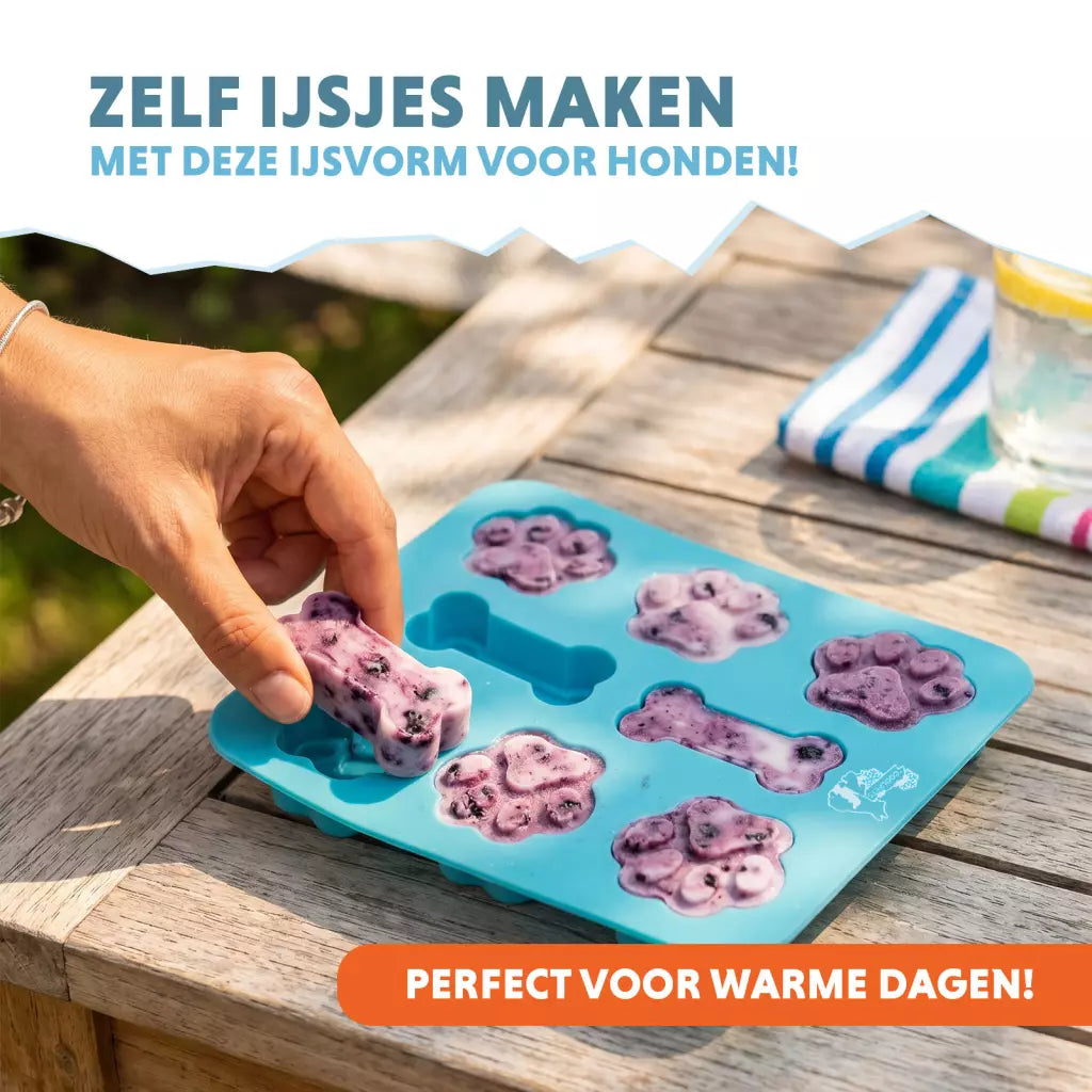 CoolPets | Dog Ice Cream Tray | 18 x 18 cm