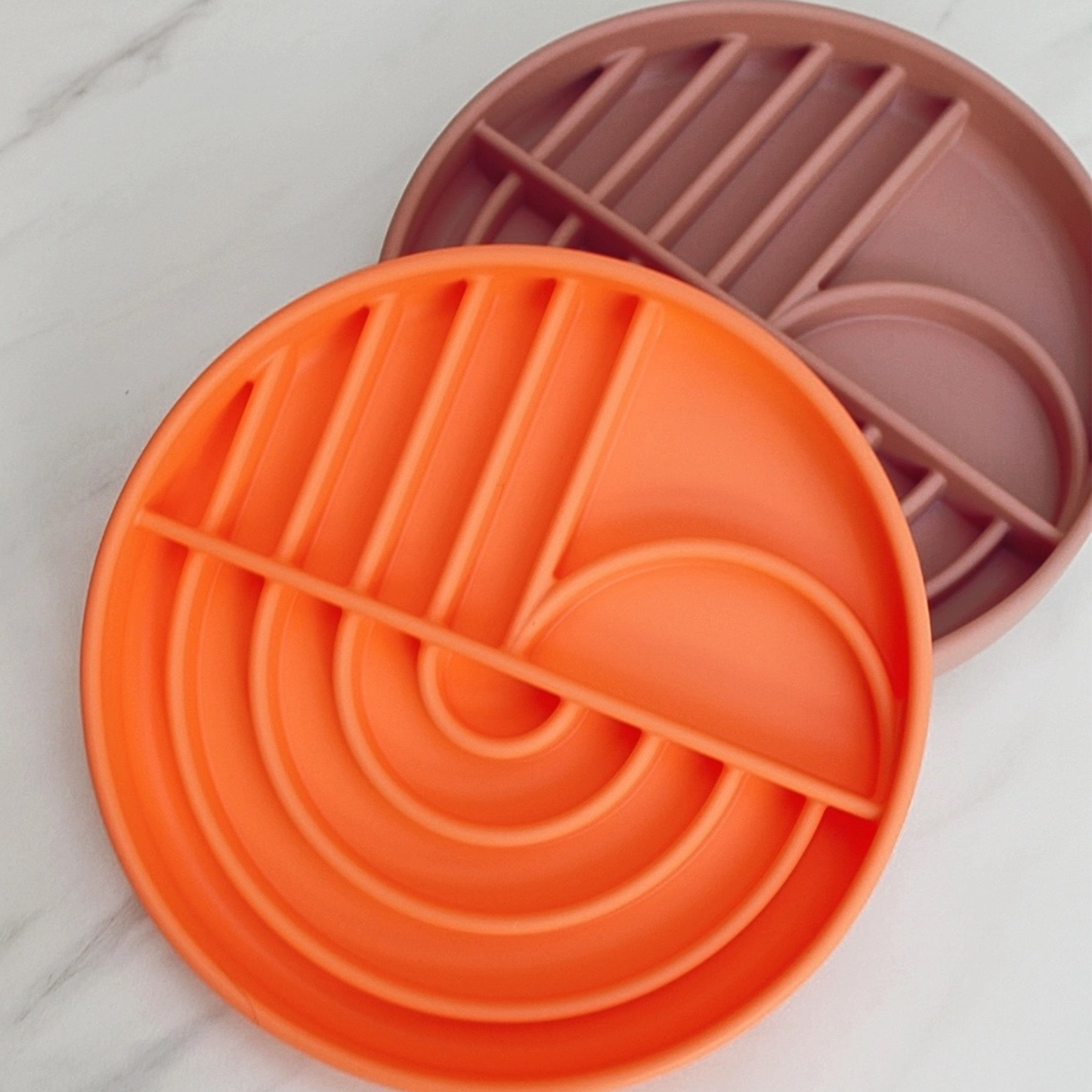 Babelle | Dreamy Lickmat | Slowfeeder | Oranje | 20 cm